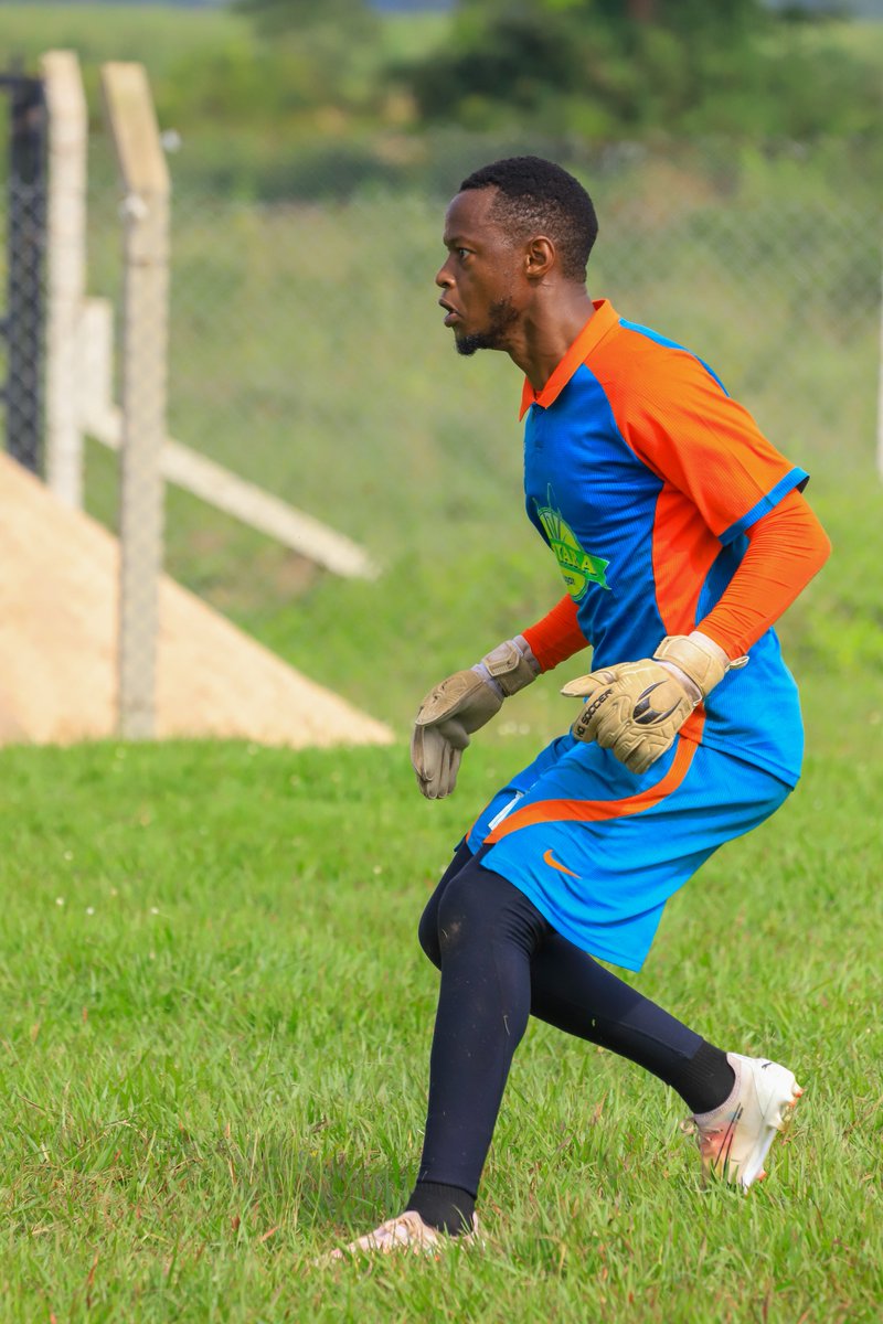 KitarafcHoima's tweet photo. Getting ready for the Sunday CAF Confederation cup game https://t.co/7SzsYo7oGv
