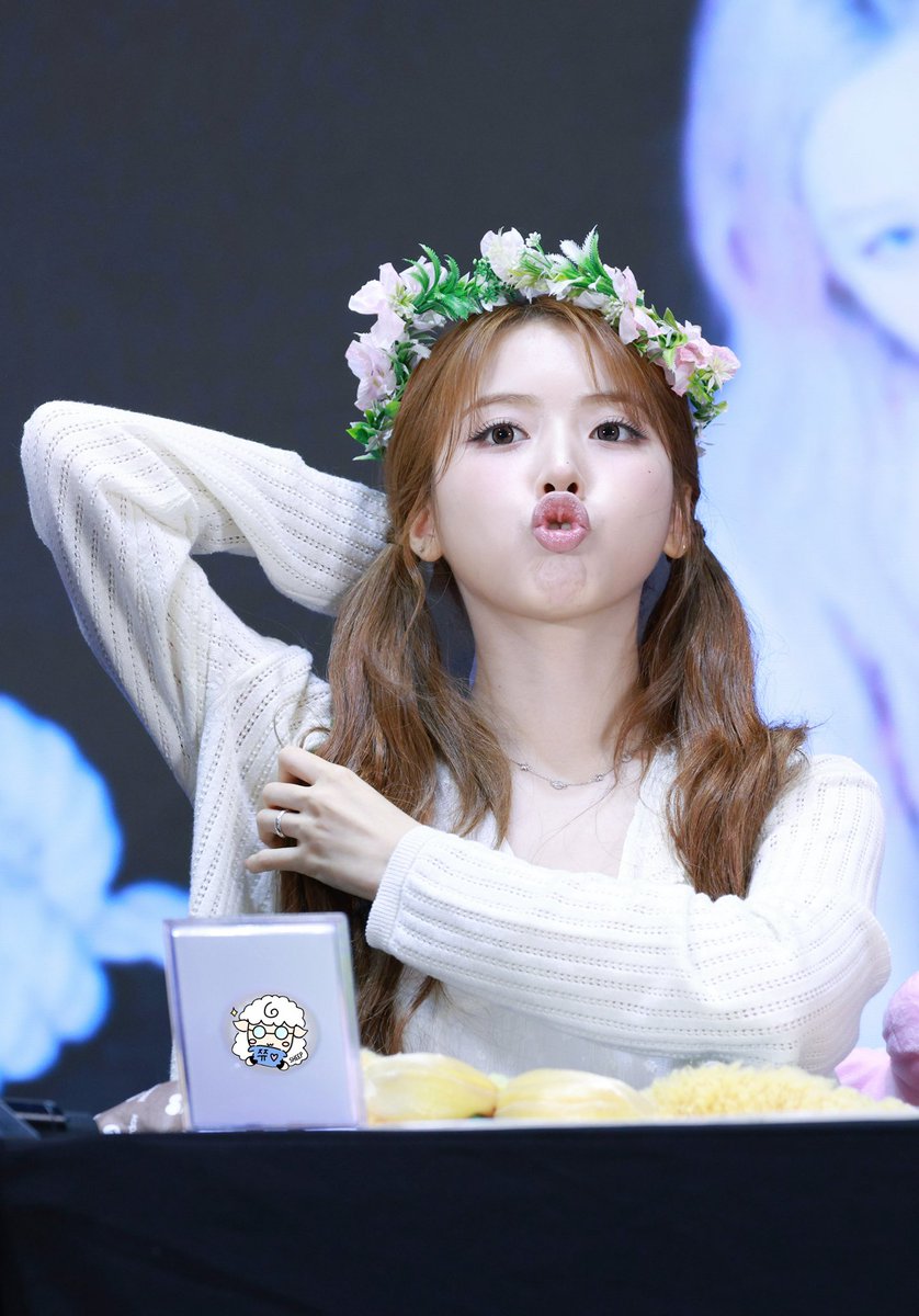 sheep2353's tweet photo. 260830 MS

🐶🌸💙🥰

#NMIXX #엔믹스
#JIWOO #지우 https://t.co/jVYq0dxHZQ