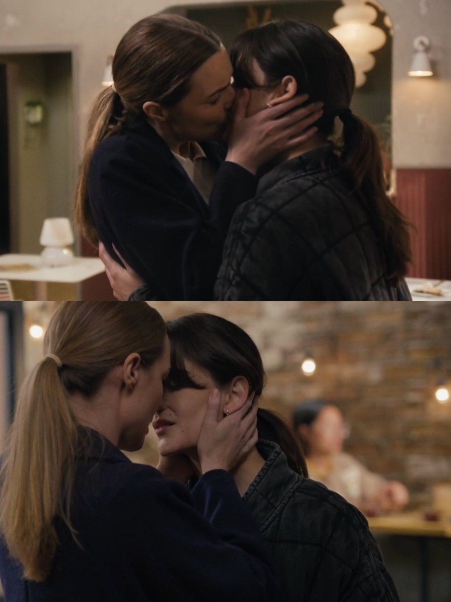 debnammcgraths's tweet photo. THEY'RE ALIVE AND KISSING I'M SCREAMING
#craeve https://t.co/zjIlcL3up1