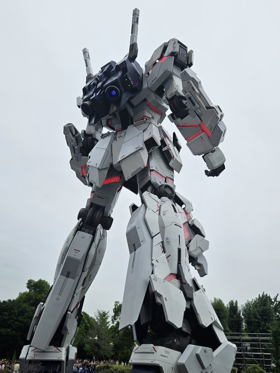 nerushika1430's tweet photo. 土曜にユニコーンガンダムの最後を見届けに行ってきた
ありがとうユニコーン
おやすみユニコーン https://t.co/393Z8JDlw8