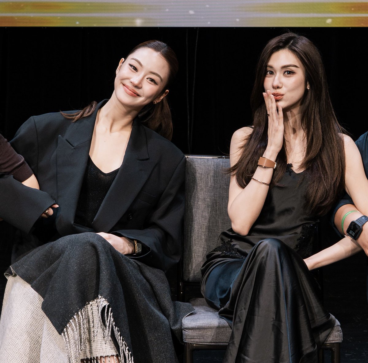 rlllxil_'s tweet photo. Miu really said “No one is flirting with my girl” 😂😂 She went there ready to fight everyone trying to steal Lena from her!!! https://t.co/lYQmC2hKwh