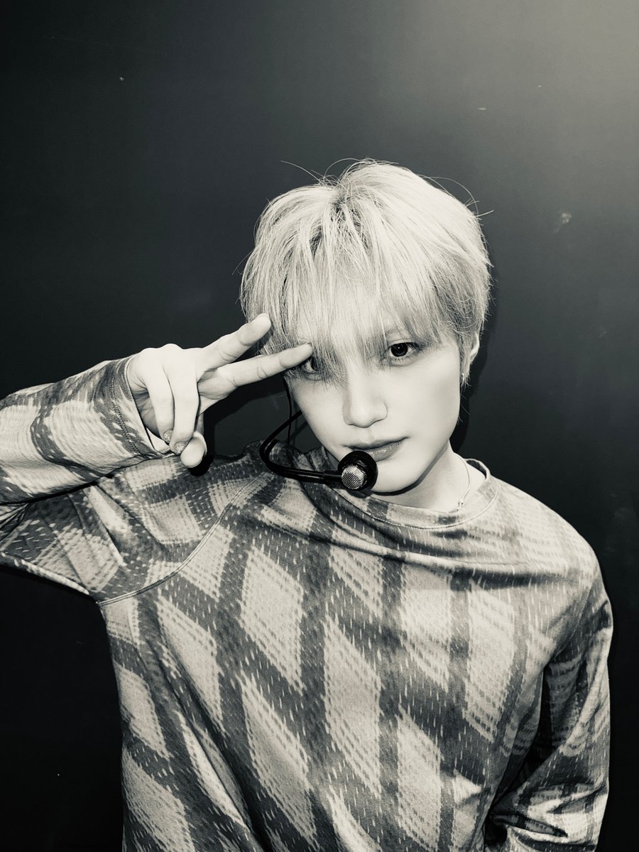 _official_DD's tweet photo. 👇Down

#DAILYDIRECTION #DD #데일리디렉션
#EVAN #이반 https://t.co/QkcbfqfSjG