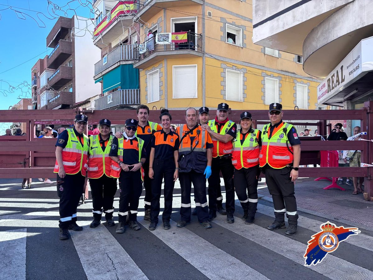 ProteSanse's tweet photo. 🐂 Octavo y último encierro.

Ocho carreras después, toca guardar el material, respirar un poco y decir aquello de: “¿ya está?”. 😅

Han sido días intensos, muchas horas y un equipo que ha vuelto a responder cuando tocaba.

🧡 #ProteSanse #FiestasSanse2026 https://t.co/j7VnHnQCvB
