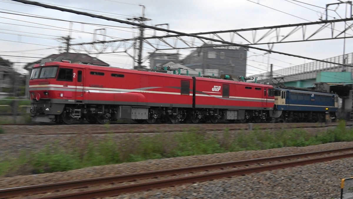 to38671_2's tweet photo. EF65 2088 8282レ EH800-16 OM出場 2026/8/31 府中本町 
動画　
暗かった。　
#EF65#EH800#OM出場#8282レ https://t.co/E5Vnq7uLQO