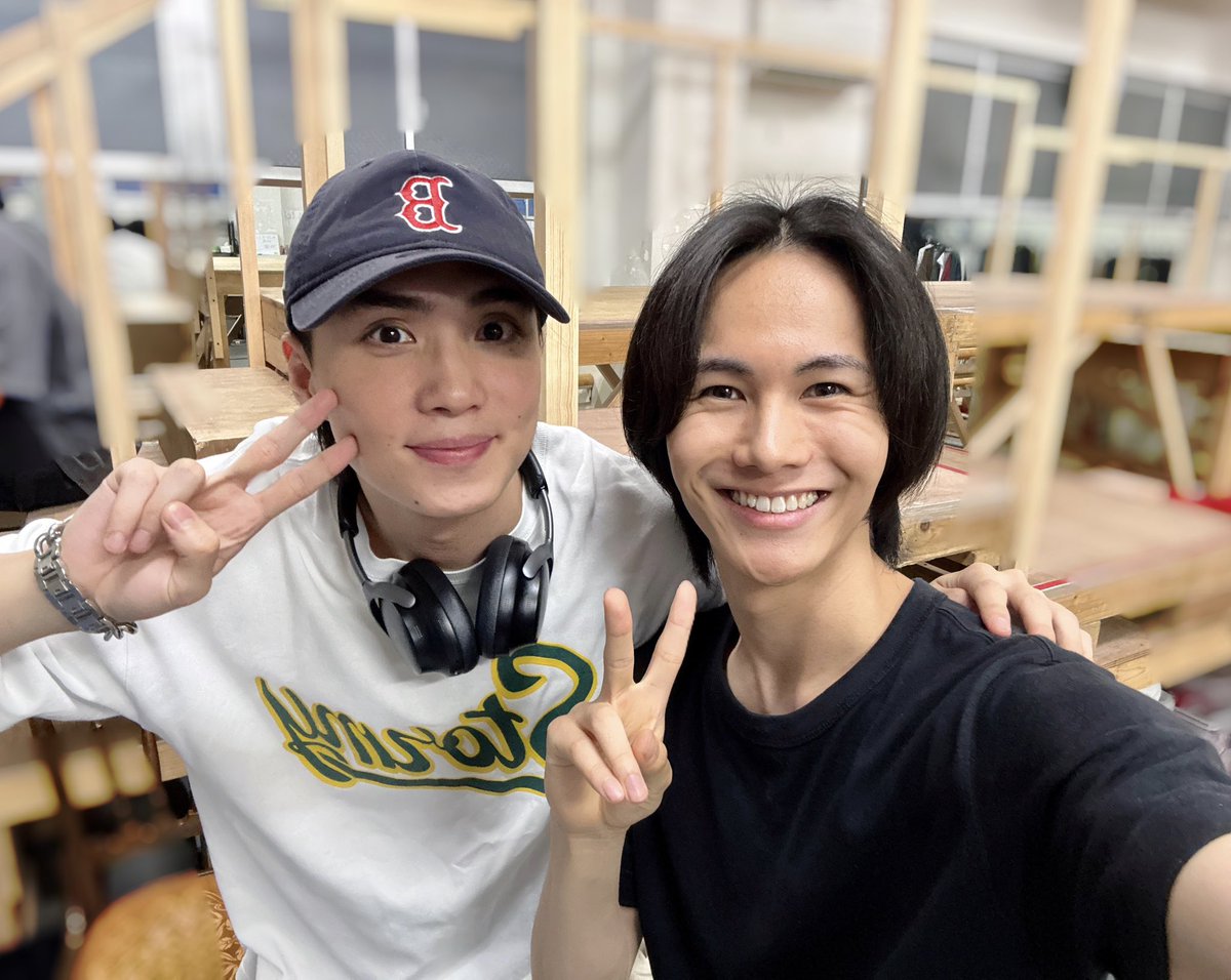 RYOSUKE_N_1101's tweet photo. #ろまたん
 お稽古行ってきました〜！！

2度目の共演のしょうさん&amp;かいりさん📸
初めましてからとても素敵な方々だったので、またお会いできて嬉しいです☺️

いよいよ明日は最終稽古！
最後まで気を抜かずに頑張ります🔥 https://t.co/Fk7tPbkpJy