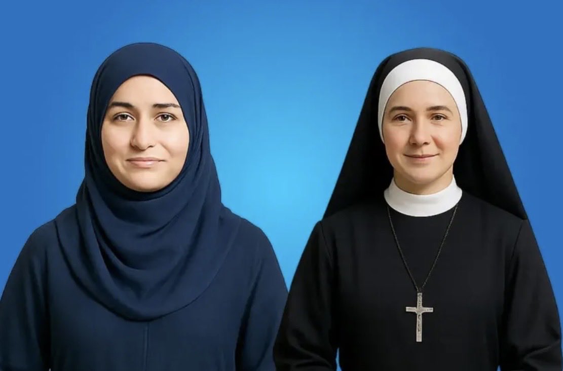 dylanLFI's tweet photo. À gauche une musulmane et à droite une catholique. Voyez-vous une différence ? Moi non. Le RN a toujours attaqué les femmes de confession musulmane et l’islam. À nos compatriotes de confession musulmane, vous avez le choix, celui de voter @JLMelenchon https://t.co/kPSM35xY4j