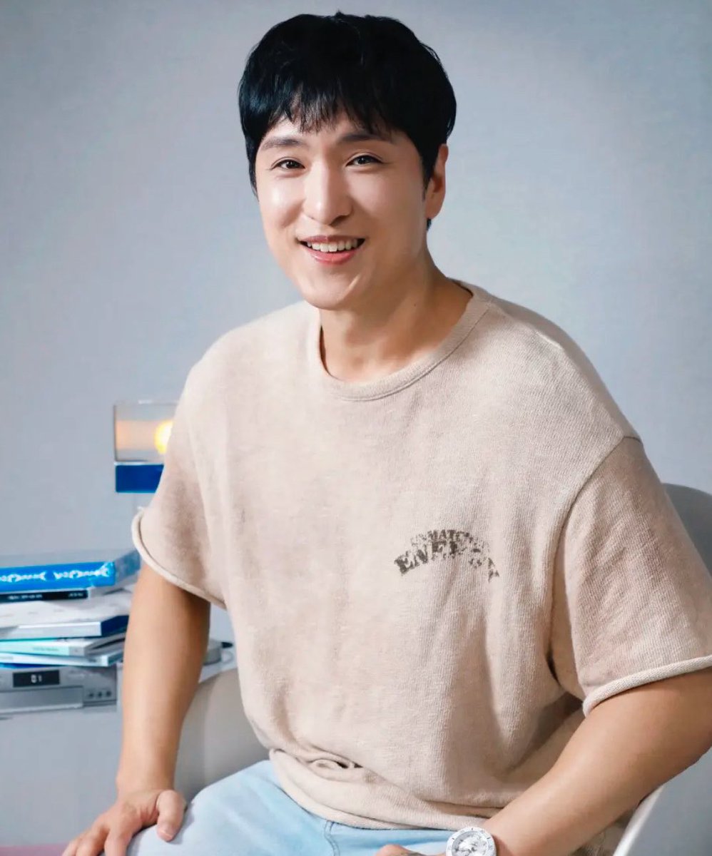 skzpopbase's tweet photo. Andrew Choi, also credited in Felix’s upcoming song “Slow It Down”, has worked with multiple K-Pop artists such as TVXQ, Shinee, EXO, Red Velvet, NCT, Taemin, etc.

He is best known for providing the singing voice for Jinu in KPop Demon Hunters! https://t.co/jrWNFxdWdy