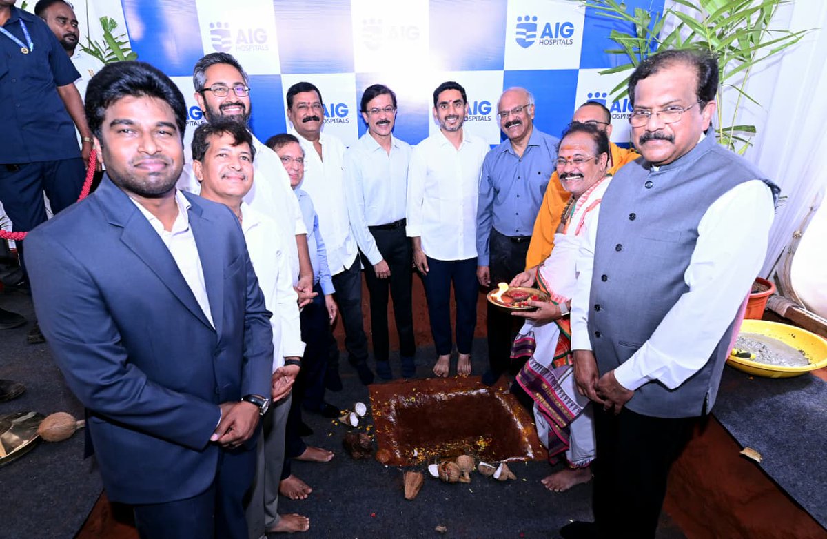 naralokesh's tweet photo. One of India’s premier hospital chains ✅
₹2,000 crore investment ✅
1,000 beds ✅
9,000 jobs ✅
Vizag’s emergence as South India’s premier healthcare hub! 🚀🚀
@AIGHospitals https://t.co/TDLxnMrMSs