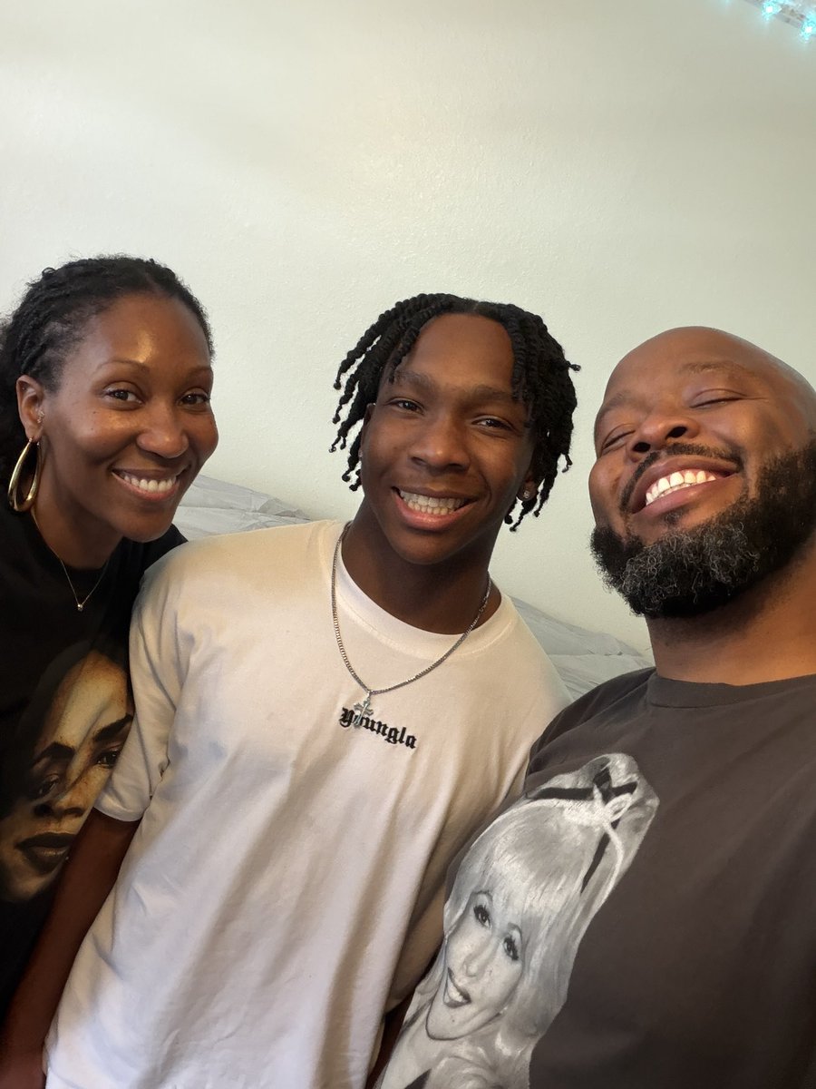 KevOnStage's tweet photo. He’s correct this is a college freshman. https://t.co/kezQcjZXdM
