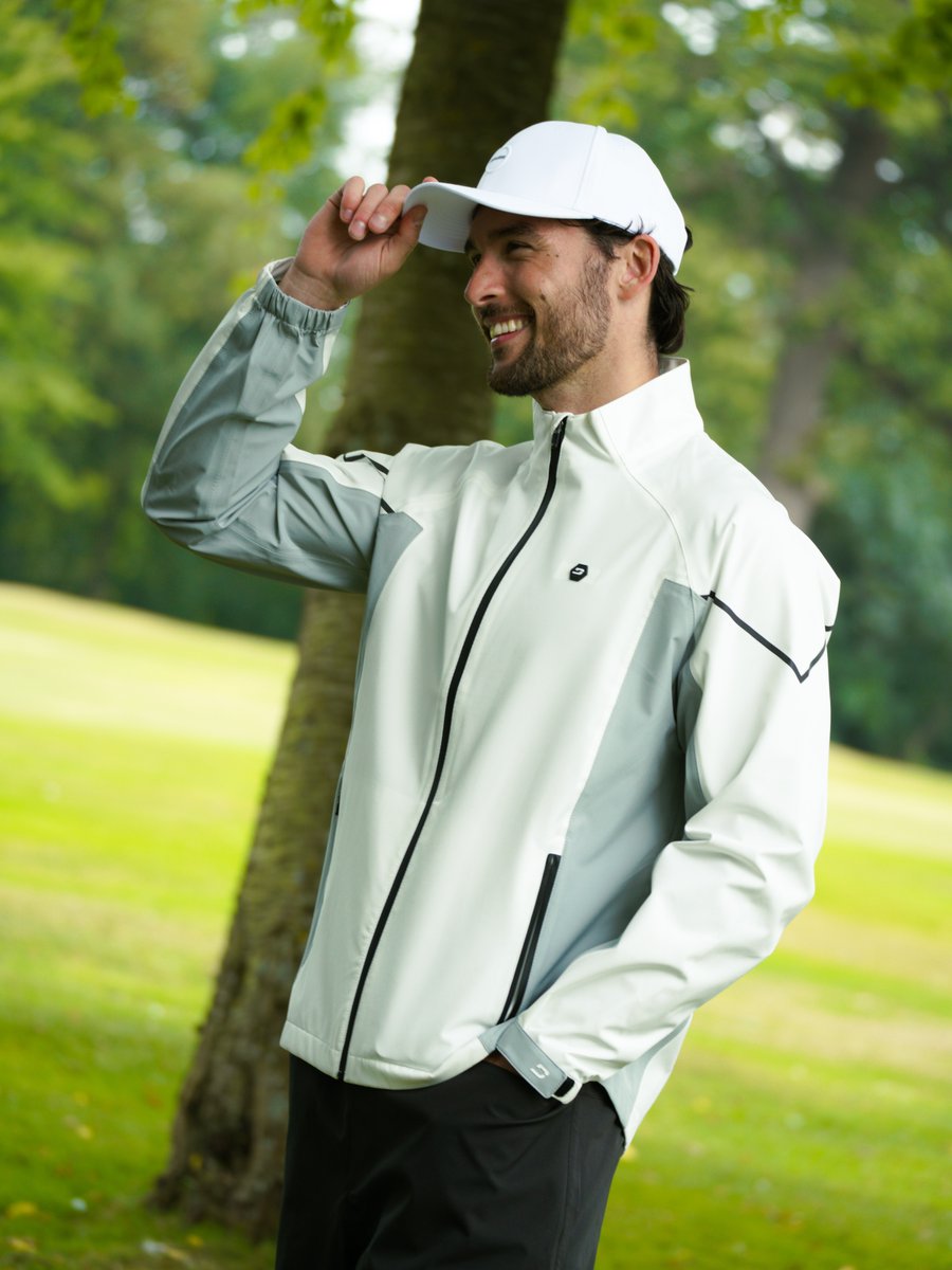 DRUIDSGOLF's tweet photo. The forecast can change. The tee time doesn’t have to.
The UK forecast is doing what it does best. 🌧️
But your round doesn’t have to stop.
Layer up. Stay dry. Play on.
#druids #druidsgolf #golfwear #golfstyle #rainydays https://t.co/OvnGk44gYn