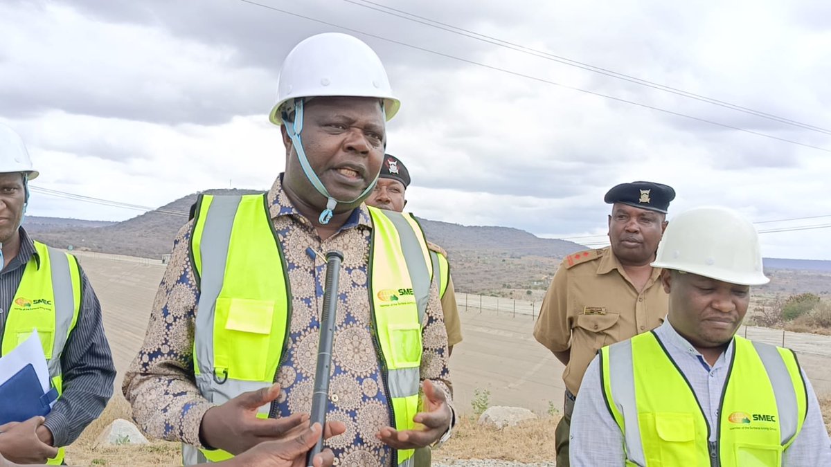 ThwakeWater's tweet photo. Works RESUME at @ThwakeWater. According to Water Secretary @EngSaoalima, CRITICAL WORKS  to be done 24/7  with IMPOUNDING of dam scheduled by end of Jan. 2027. @MOWSI_KE  has started packaging downstream works. 
@JKorir_K @mugaa_eric @AfDB_Group @makuenigovt @KituiCountyGovt https://t.co/R4tOLqEvum