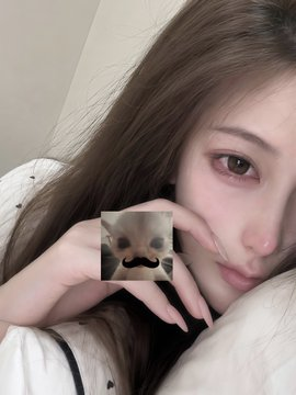 KarstenKjaergaa's tweet photo. 男生要不要相互加QQ？ 
   虽然我不太会聊天，  
   但我都是来者不拒的🥹 https://t.co/gRXTq4itUm