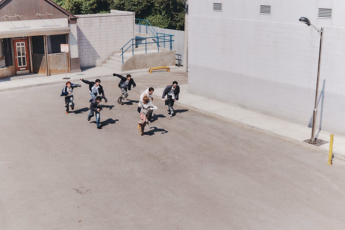 CUBE_PTG's tweet photo. 펜타곤(PENTAGON) 10th Anniversary Single
[겁쟁이]

Concept Photo 2

Pre-save
🔗 https://t.co/ui7DhQ2zMC

2026.09.11 6PM (KST)

#펜타곤 #PENTAGON
#겁쟁이
#PENTAGON_10th_Anniversary https://t.co/LDS50PlJRA