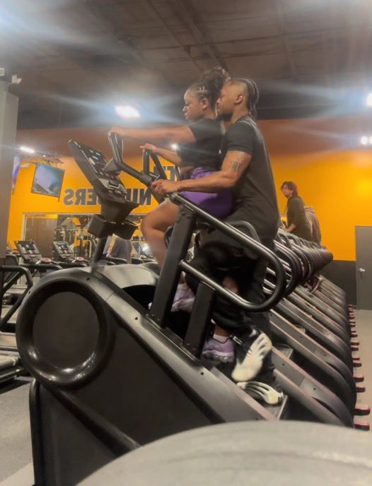 osechidera's tweet photo. your serious babe and her gym instructor working out: https://t.co/ox2YRA1C1c