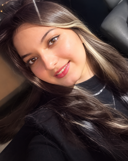 Realneo101's tweet photo. آیناز رحیمی، ۱۳ ساله از اصفهان.
۱۳ ساله...
فراموشت نمی‌کنیم آیناز. https://t.co/6eizmlXpBJ