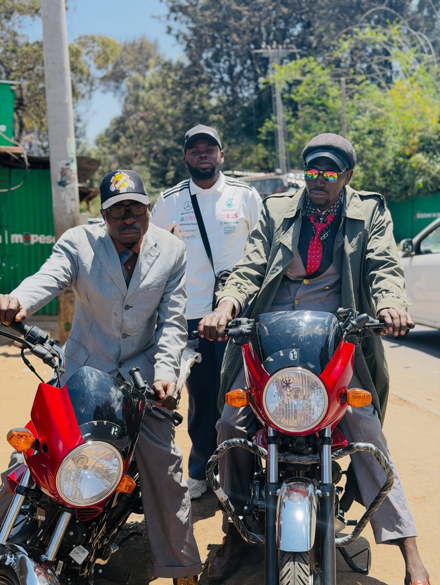 _MtuTano's tweet photo. Heha movers washapewa pikipiki👀👀the rate at which your phones will be moving in town... wacha tu🤣🤣 https://t.co/C1E7RScpwC