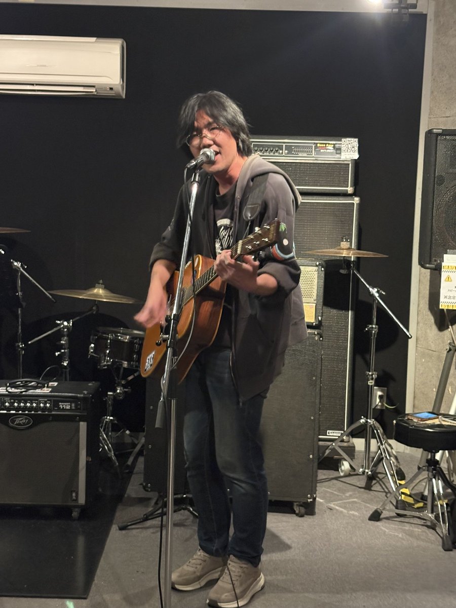 tele_usa's tweet photo. 鶴見GreenRoomスタジオでした！！
この日あの時間Cstを選んでくれた皆様に最大の感謝を！😆✨

酔っ払いで始まり〜酔っ払いで締めるCstでしたね←
押し過ぎて自分が大トリになりそうでした笑

1.オリヴィア
2.ルオータ
3.エモーション
4.怪獣の花唄
5.スーパーSunShine

↓Photo by 菜緒さん！🙇 https://t.co/nkVwFVV9St