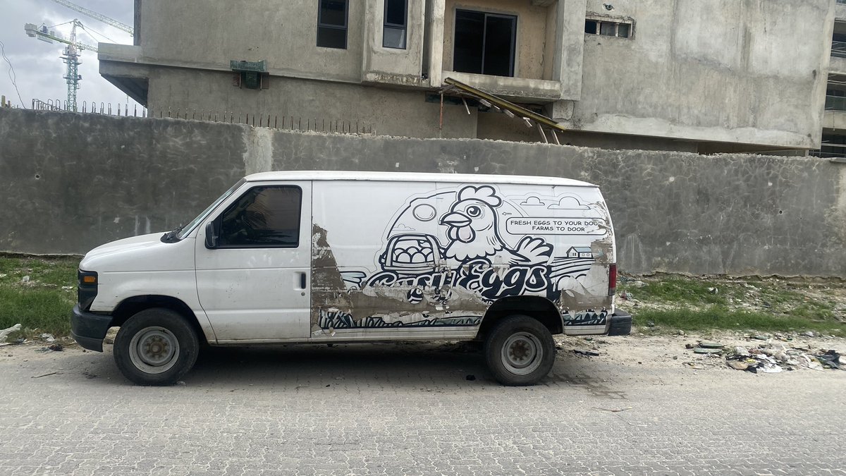 GidiOracle01's tweet photo. Greetings, Daddy general.. 

I’m selling this clean, registered FORD cargo BUS. Every business needs an engine like this for sound deliveries and won’t keep you stranded. 

Did you ask how much ?!

🏷️N4,000,000 and it’s negotiable. https://t.co/LTiLmgwC3j