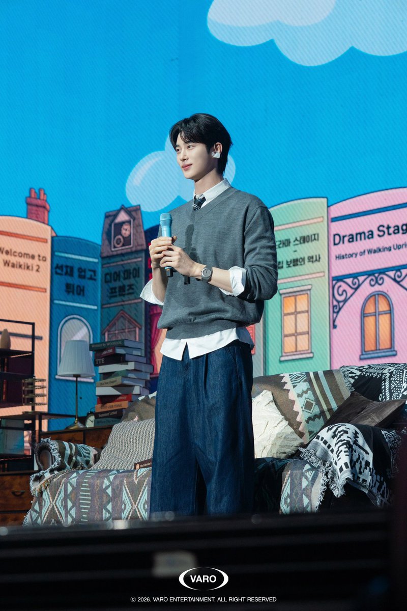 wooseokfiles's tweet photo. [BEHIND] #ByeonWooSeok for <The Secret Library> in Bangkok https://t.co/f0Ymco5FFU
