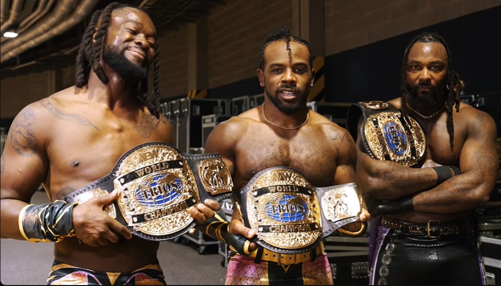 KjetillUchiwa's tweet photo. @WWEFanShield J'admets que le trio Swerve Strickland & The New Level à de la gueule, comme pas mal de trio ayant étant champions auparavant, mais j'espère qu'ils vont leur donner un règne long, car avoir beaucoup de règnes courts, Ça porte un coup au prestige des titres. #AEWAllin #TheNewLevel https://t.co/9g63iBZkE9