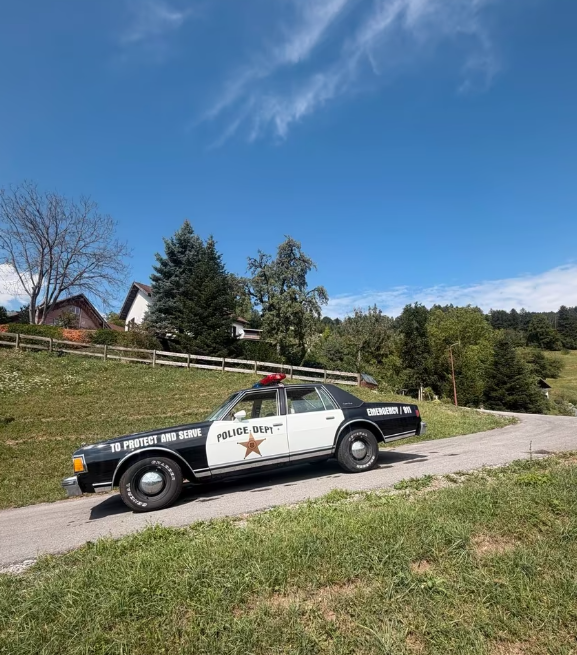 LRyffolo's tweet photo. Chevrolet Caprice Police 1978 https://t.co/j8VgZBSWoo
