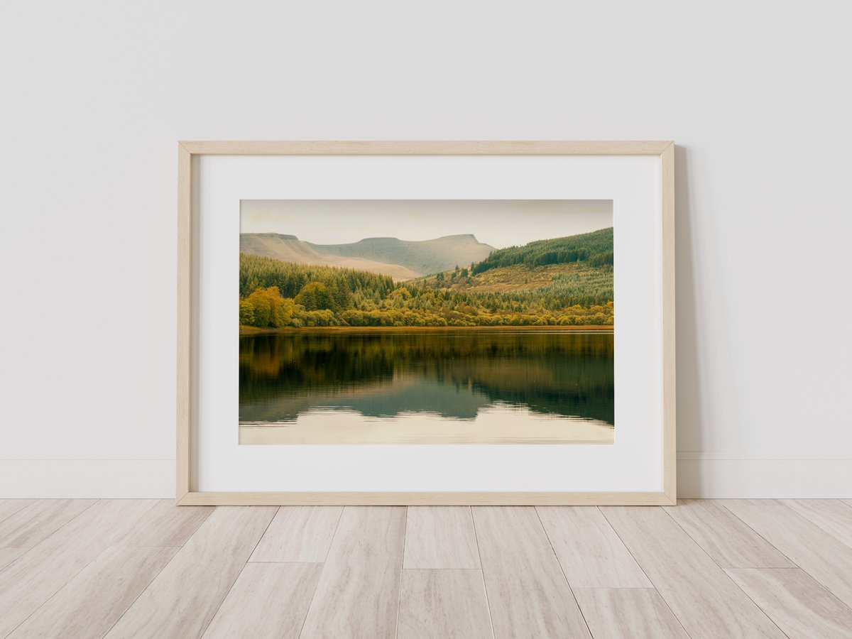 BundayAndy's tweet photo. Imagine this on your wall…

Pen y Fan reflecting in the waters of the Brecon Beacons

This print is available as a high-res digital download, ready to print and frame in a style that suits your home.

📷 Andy Bunday Gallery

#PenYFan #BreconBeacons #LandscapePhotography #WallArt https://t.co/xiQCoJxGZt