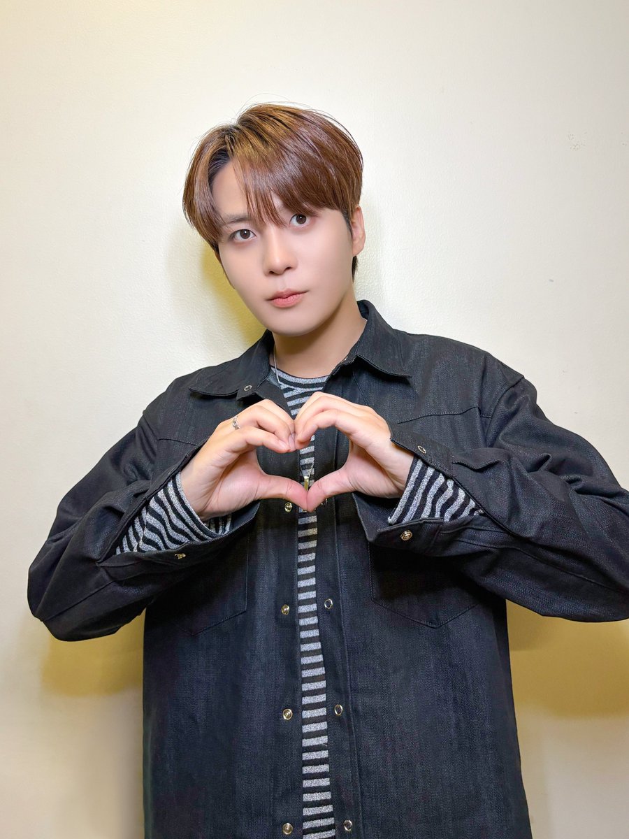 ATEEZofficialjp's tweet photo. [📷] 𝟮𝟬𝟮𝟲.𝟬𝟴.𝟬𝟮 𝗥𝗘𝗟𝗘𝗔𝗦𝗘 𝗘𝗩𝗘𝗡𝗧 𝗶𝗻 𝗞𝗔𝗡𝗔𝗚𝗔𝗪𝗔

- 𝘉𝘌𝘏𝘐𝘕𝘋 𝘗𝘏𝘖𝘛𝘖 -
#JONGHO ໒꒱ིྀ༝⁺

#ATEEZ #에이티즈 #エイティーズ https://t.co/zTHcBKFx4Z