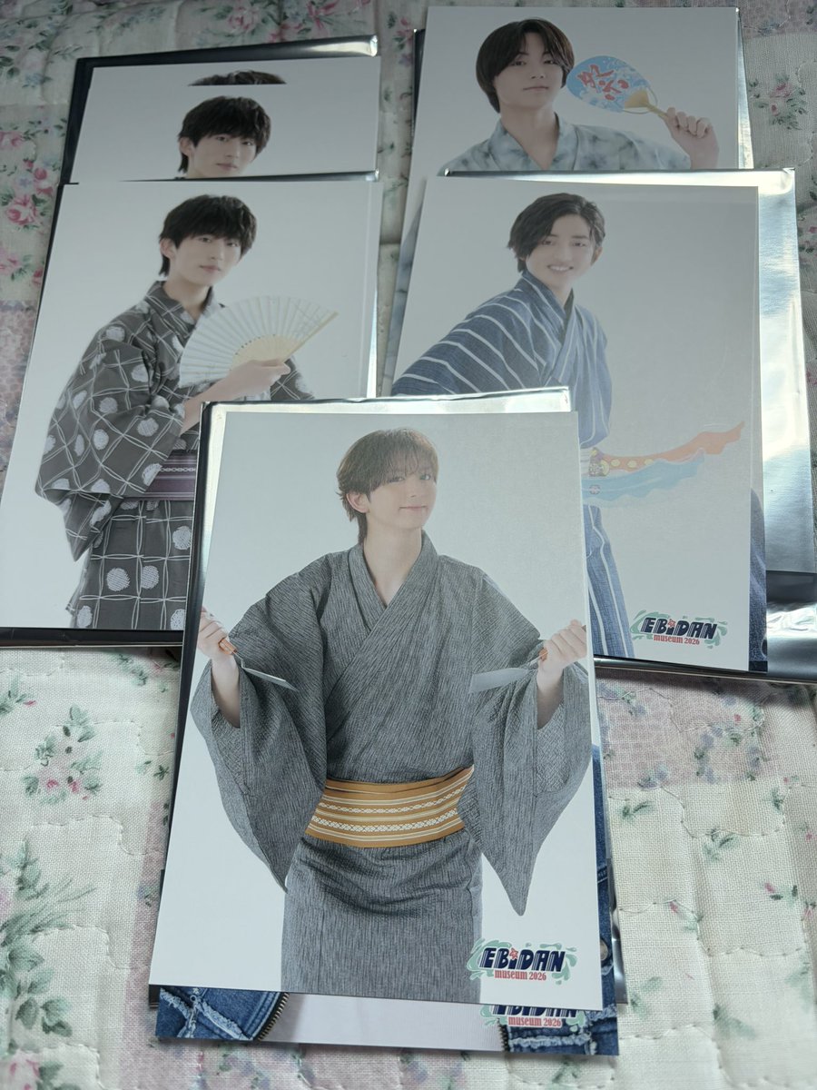 yuricha5tk's tweet photo. EBiDANmuseum 入場特典 ポストカード 交換 買取

譲) 〇ポストカード
画像+MORRIE(2)、KEVIN、SHOOT
〇入場特典
竹野、千田、山本

求) 〇入場特典
山中、杢代
〇ポストカード
マサヒロor買取

姪の代わりに交換探しています🙇‍♀️ ̖́-
名古屋市内での交換、郵送🙆‍♀️
#EBiDAN求 #EBiDAN譲 https://t.co/k8u1xLPqA6