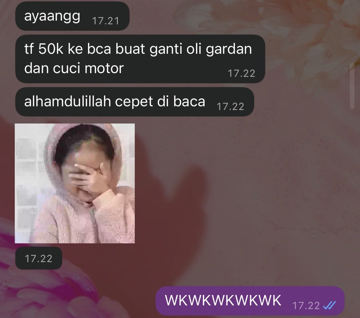 pituuyy_'s tweet photo. saking jarangnya pegang hp pas gawe, cowo gue: https://t.co/NRX8dfzs5k