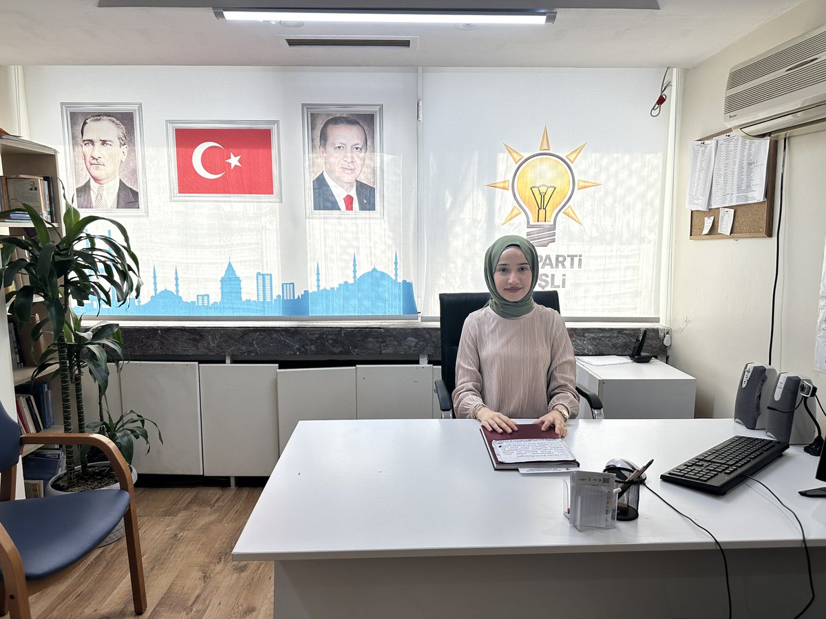 AKPartiSisli's tweet photo. Bugün AK Parti Şişli ilçe nöbetçimiz;
İlçe Yönetim Kurulu Üyemiz 
Sayın; Zeynep AKKAYA @zynppaa 

🕔 İlçe Nöbet Saatimiz; 10:00 - 17:00
ℹ️ Soru, görüş ve önerileriniz için iletişim numaramız👇
📞 0212 274 55 30-31
📠 0212 274 55 20
📧 sisli@akpartiistanbul.com https://t.co/llvAHsS0F5