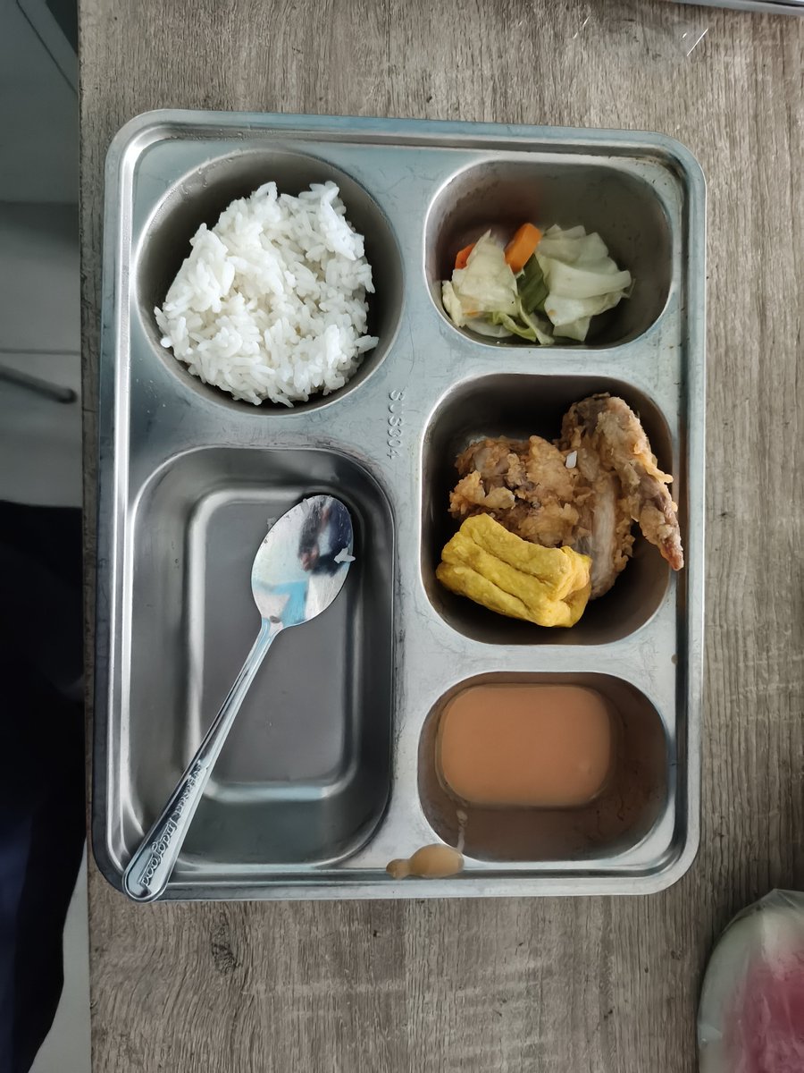 Lokerdosenguru's tweet photo. Makan Bergizi Dulu gaesss https://t.co/o8NKE8XDPU