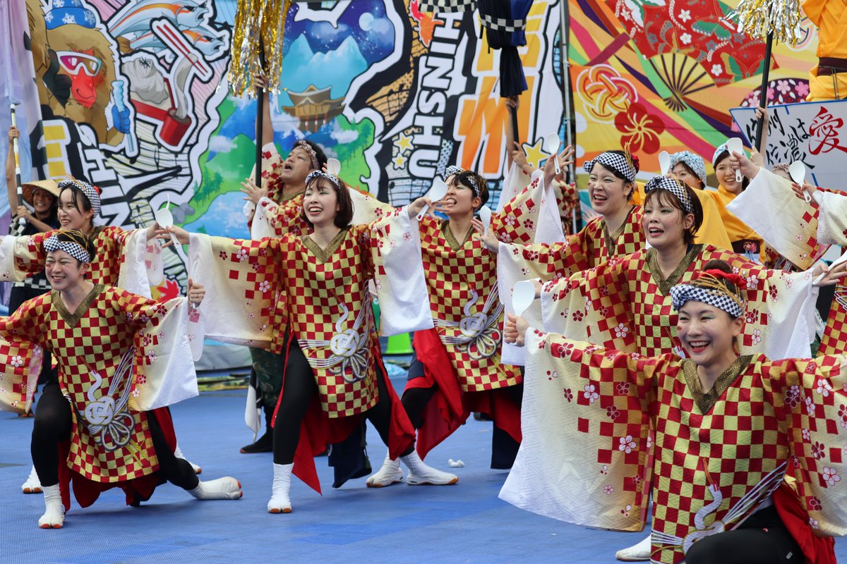 kincham_new's tweet photo. 8.29.どまつり本祭１日目、オアシス21会場から、しなの大和 の皆さんの演舞④。
終盤の水引きの衣装もけっこう好きだったりする。要は皆んな好き。
#どまつり ＃オアシス21 ＃しなの大和 ＃信州信濃は愛をコメて https://t.co/TTb0HE8T94