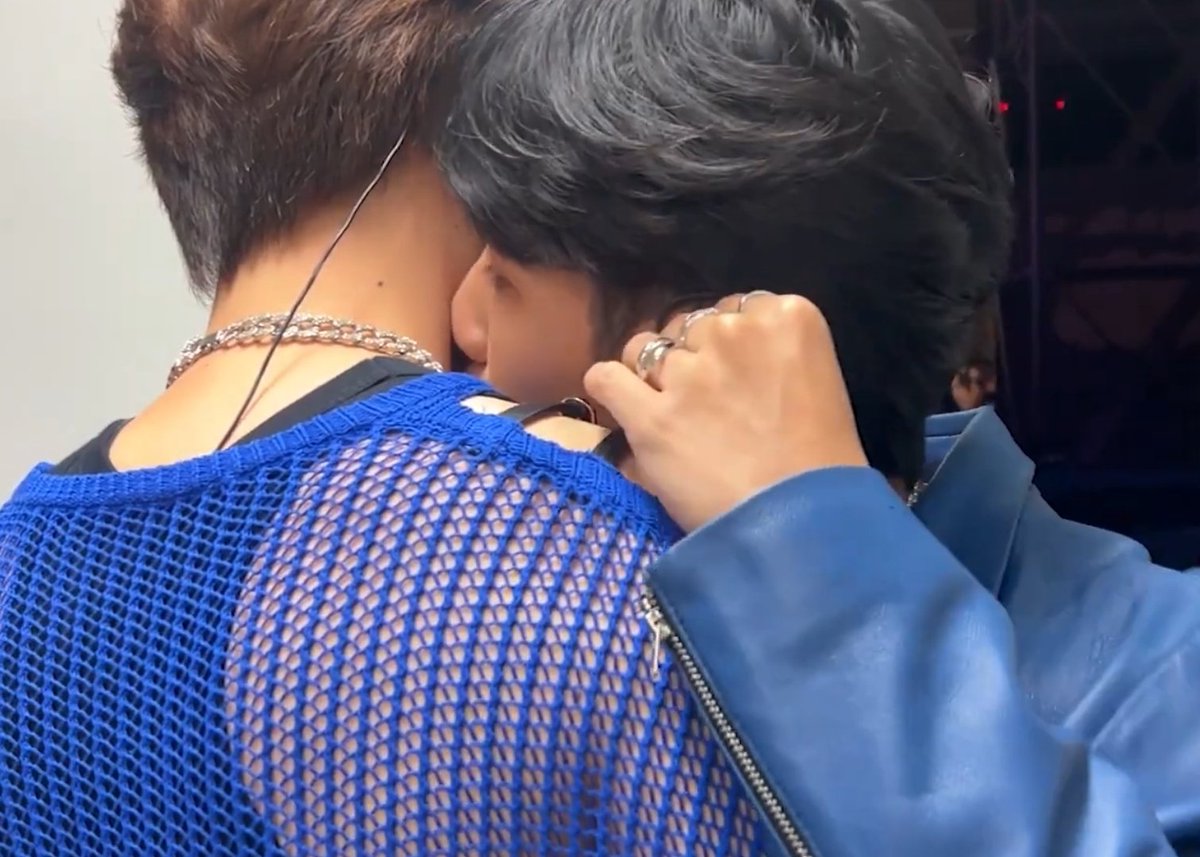 sai_xways_'s tweet photo. ทุกคนเชื่อผมเหอะหยิ่นชอบก่อนจริงๆ เด็กสมัยนี้มันร้ายจริงๆ พี่เขาตามไม่ทันหรอก https://t.co/7FUDQWYrg3
