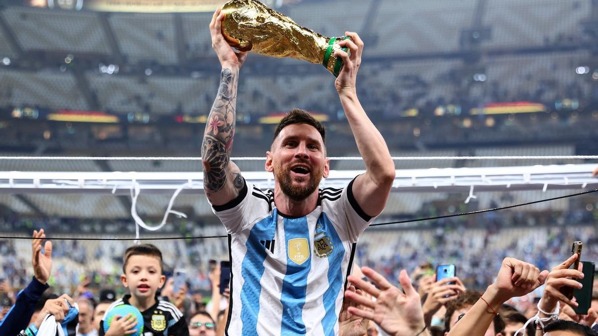 _Futbolero_'s tweet photo. Messi se retira de la selección Argentina. 

Se va después de ganarlo todo. Se va con el trabajo hecho. https://t.co/Kh4fkjsQZq