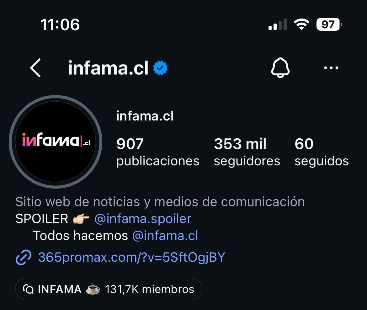 lipasgomez's tweet photo. yapo cabros vayan a seguir a infama que dijeron que si llegaban a los 400 mil seguidores se iban a poner con 1 millón de pesos para darle votos a yipio al 9009 #GranHermano 

https://t.co/gLL2F4BdND… https://t.co/LM9cBvjGrd
