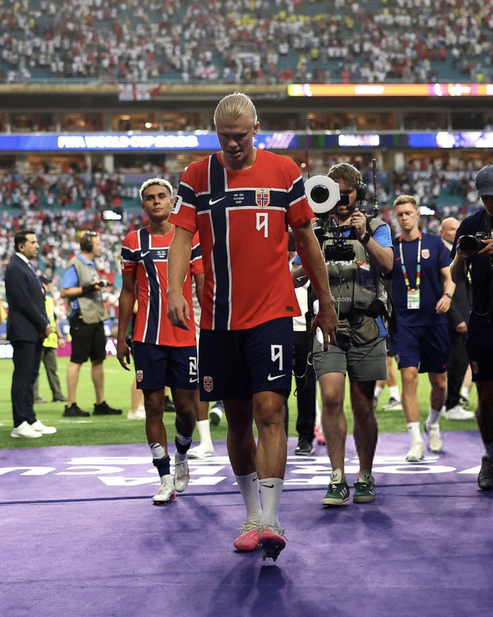 NoruegArg's tweet photo. Los pibes después de que Messi anuncie su adiós de la selección 🇳🇴🫶🇦🇷 https://t.co/Vx0vUsRabV