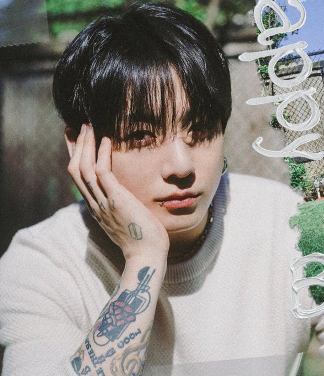 _sgminseven's tweet photo. “still growing, still glowing, soft heart, strong presence always moving forward the kind of light you never forget 1997.09.01”

😭😭😭😭😭😭😭😭😭 https://t.co/pOYT8toLIM