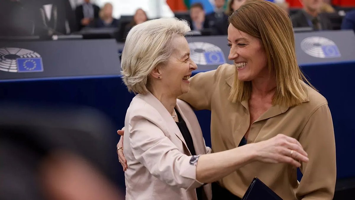 sefakarahasan's tweet photo. UTANIN!…

📍Kıbrıs’ta Kıbrıslı Türklerle görüşmeyi reddedip varillerin arkasından Kuzey’e bakan @vonderleyen ve @EP_President, Girne açıklarındaki facia karşısında suspus oldu.

Güney’de toz havaya kalksa açıklama yapan bu ikilinin yaşanan acıyı dahi görmezden gelmeleri dikkat çekti.