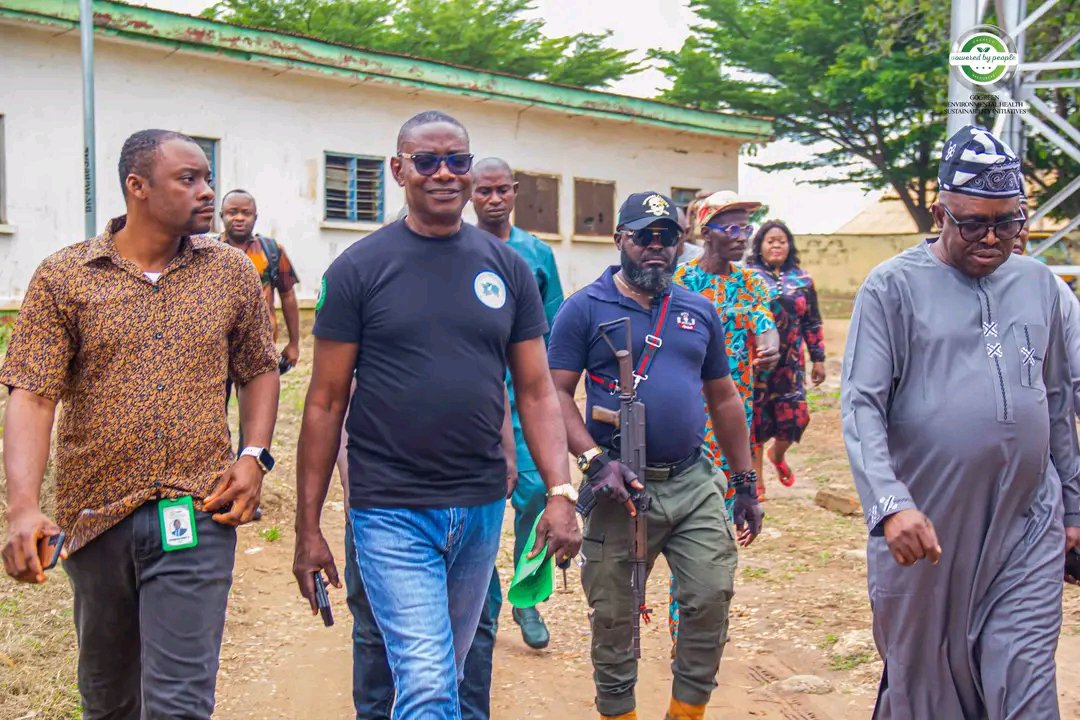 GoGreenGOEHSI's tweet photo. GoGreen and the Benue State Commission for Peace and Reconciliation engaged Katsina-Ala LGA on the #AIPASD2.0 Project. The Executive Chairman, Hon. Dr. Orangoholga Justine Shaku, reaffirmed the Councilโs support.
#GoGreen #AIPASD2.0 #Partnership #Peacebuilding https://t.co/0TPSvdXA11