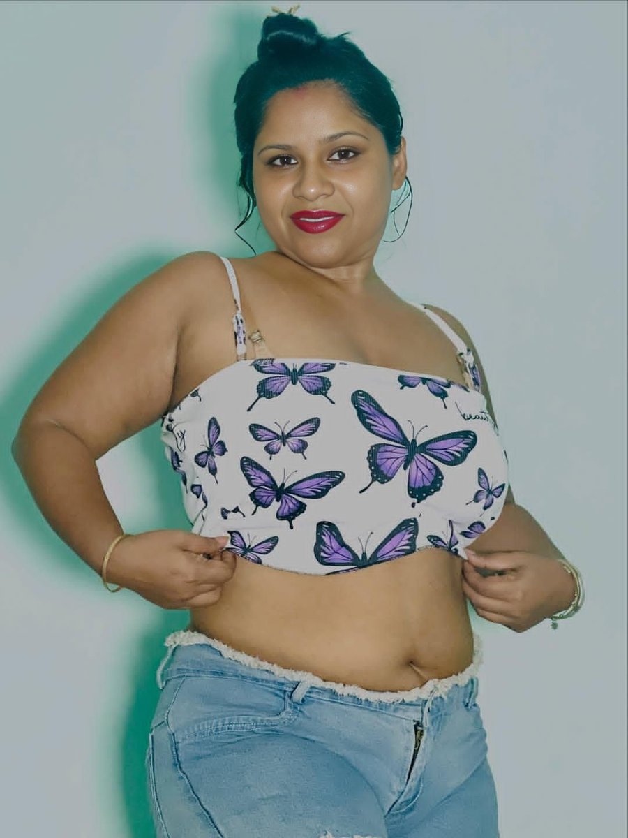 HslutSoniya's tweet photo. Which looks better place comments🙈
Sanskari ya Western https://t.co/30kd8m9mc6