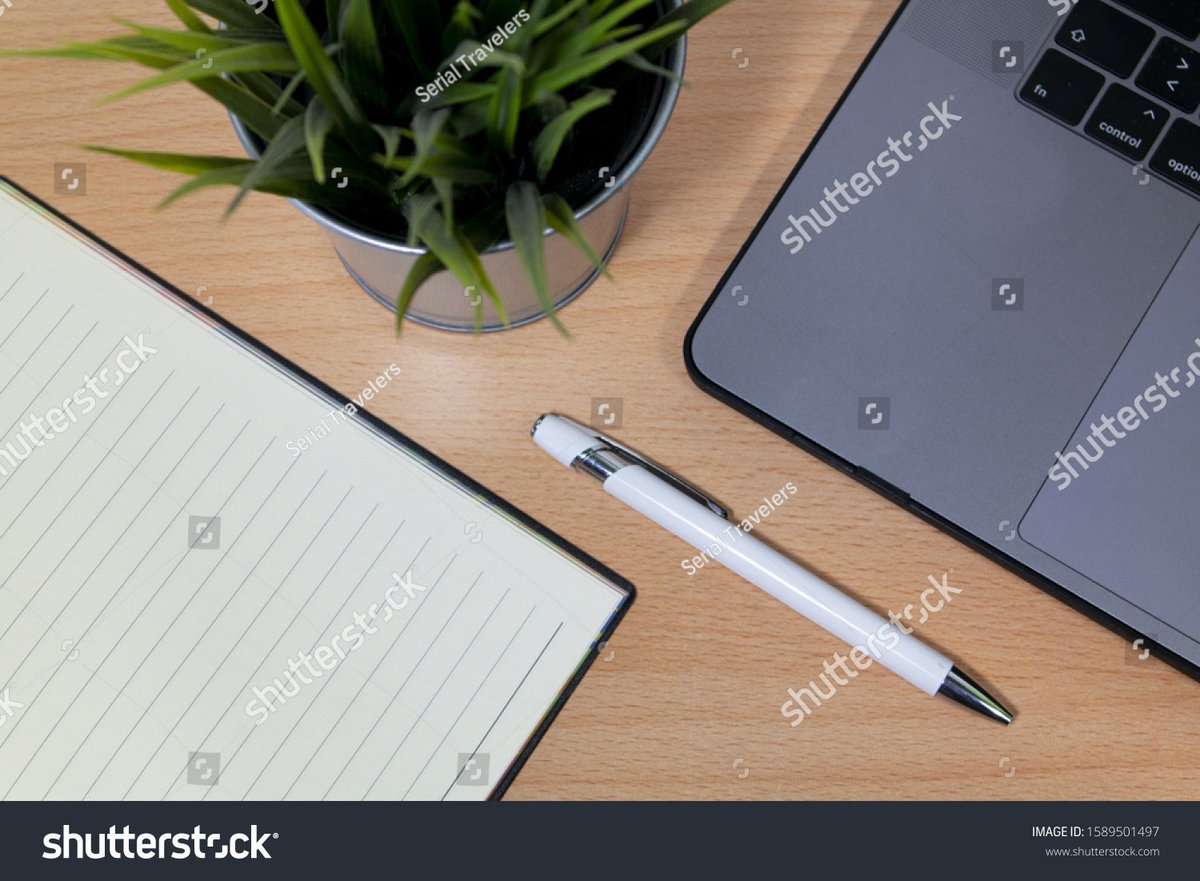 Lendaro3's tweet photo. Small daily English wins = big progress! Try learning 5 new words and using 1 sentence with them daily—consistency beats cramming every time. https://t.co/FggtmVOCyn
