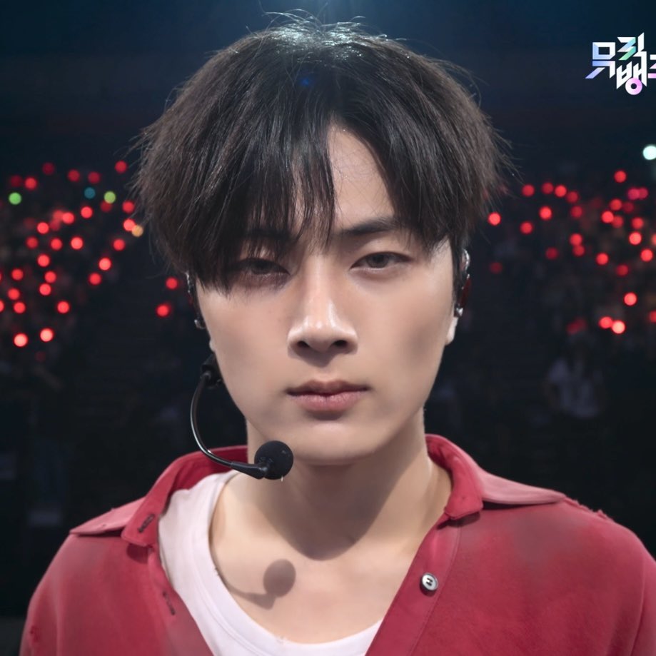 catstarpjs's tweet photo. 2020 I-LAND                   2026 GRAND SLAM

#JAY #제이 #ENHYPEN_JAY #엔하이픈_제이 https://t.co/q34nyyi3te