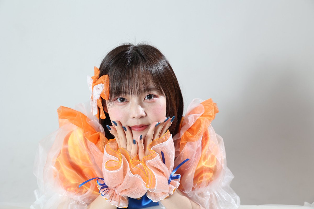 CULHOLI_SUI's tweet photo. CULTURE HOLIC 青色担当の叶羽 翠です🪽

アイドル一年生🪺
グループのコンセプトである、自分の好きを武器に！これから皆様にたくさん元気と幸せを届けられるよう頑張ります。
よろしくお願いいたします💙 https://t.co/Xj0z2AvR7B