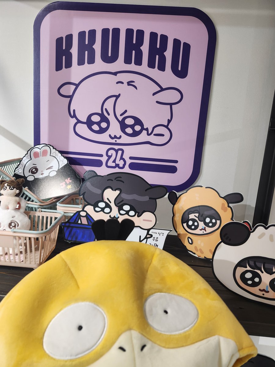 tomiRM5's tweet photo. めっちゃナムペンしてきました。
もう1日アミと遊んだけど
泥酔で写真なし…
急だったのにありがとう！
みんなサランへ https://t.co/jyD8HSDGe4