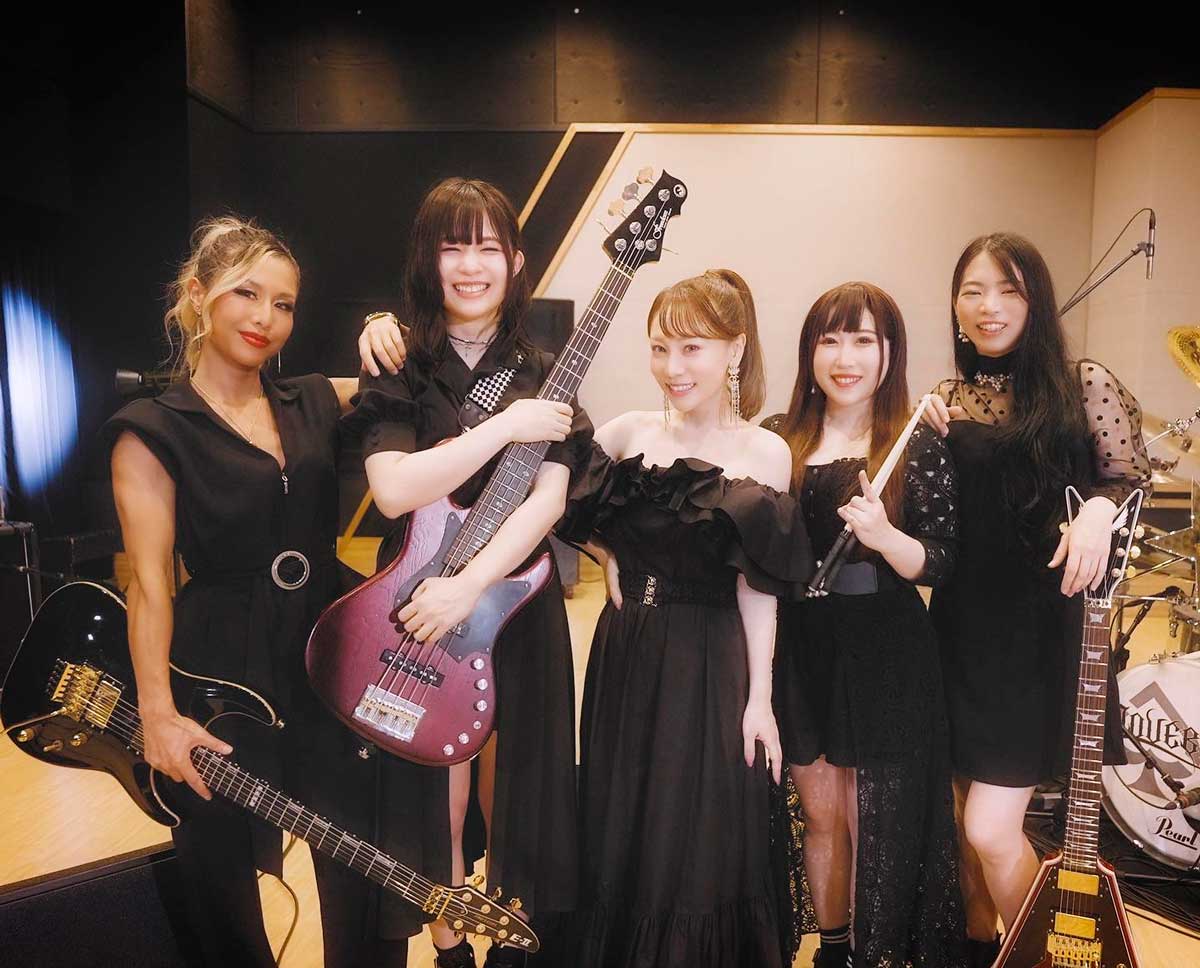 edhernandezsch's tweet photo. No había escuchado #LOVEBITES. La banda de chicas metaleras de Japón. Las descubrí viendo videos de Wacken. Me di una vuelta por su discografía y WOW!. Tienen ese espíritu del Heavy Metal que me acercó al estilo. A veces Heavy Metal, a veces Power Metal y a veces Thrash Metal. https://t.co/c9NFSWsK8C