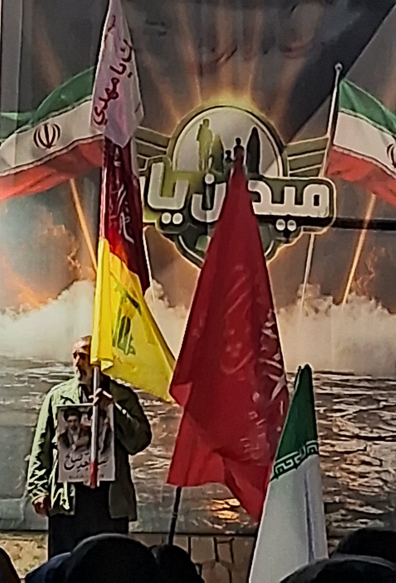 solAle_135's tweet photo. رقابت تنها برای بردن نیست
 برای ساختن نسخه‌ی بهتر ماست.
 شور مسابقه ضربان قلب زندگی است.

#میدان_یار https://t.co/1DvH1FP1tD