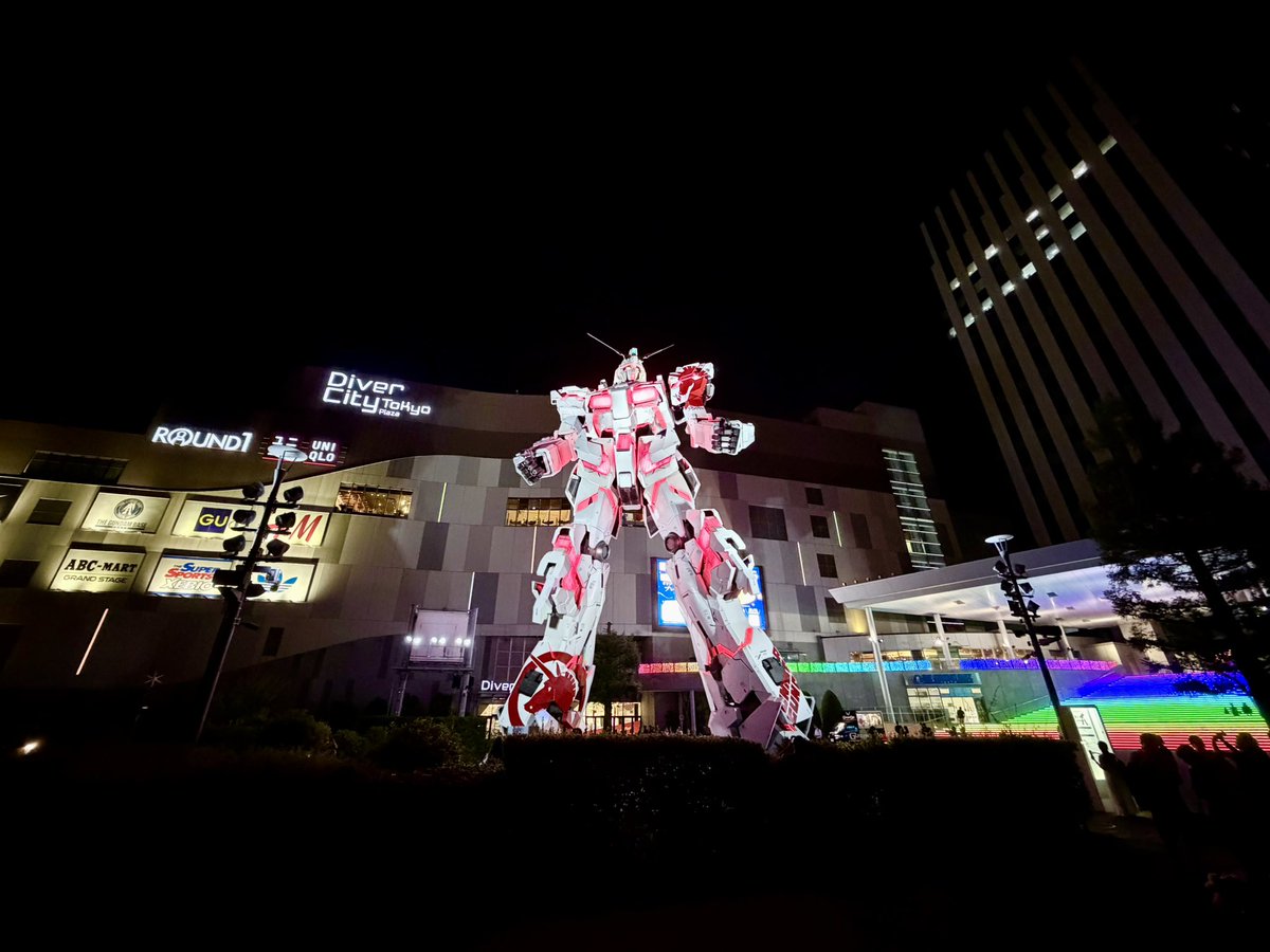Lcp_tan7's tweet photo. ありがとう！ユニコーン ！！
#ユニコーン立像
#ガンダムベース東京 https://t.co/OcR4WqBNmE