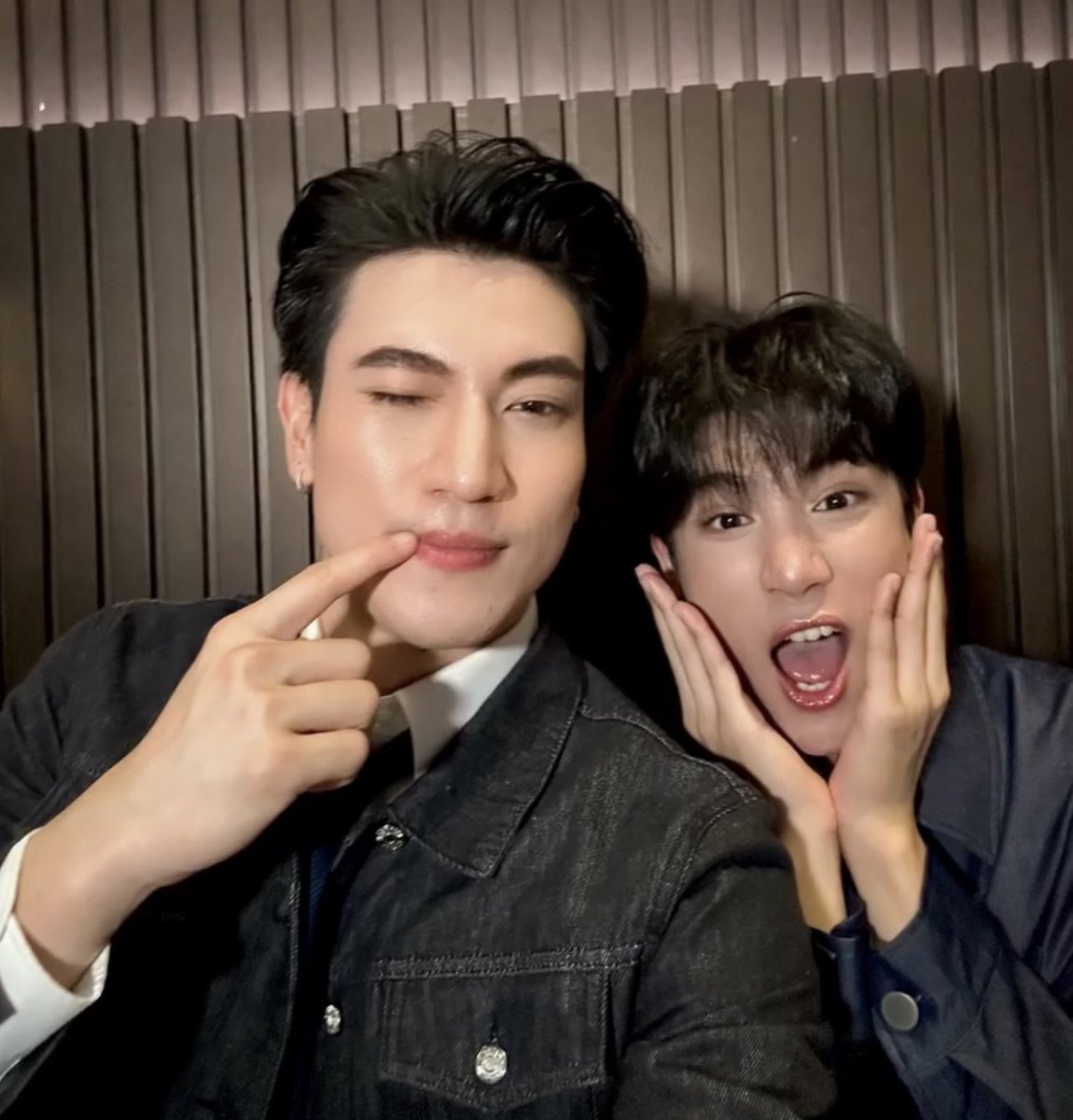 im63hq's tweet photo. โอ่ยน่ารักมากเยยนิ้ ม๋าใหญ่กับแมวจิ๋วมาก ˚.🎀༘⋆ https://t.co/flVD0wjf0P