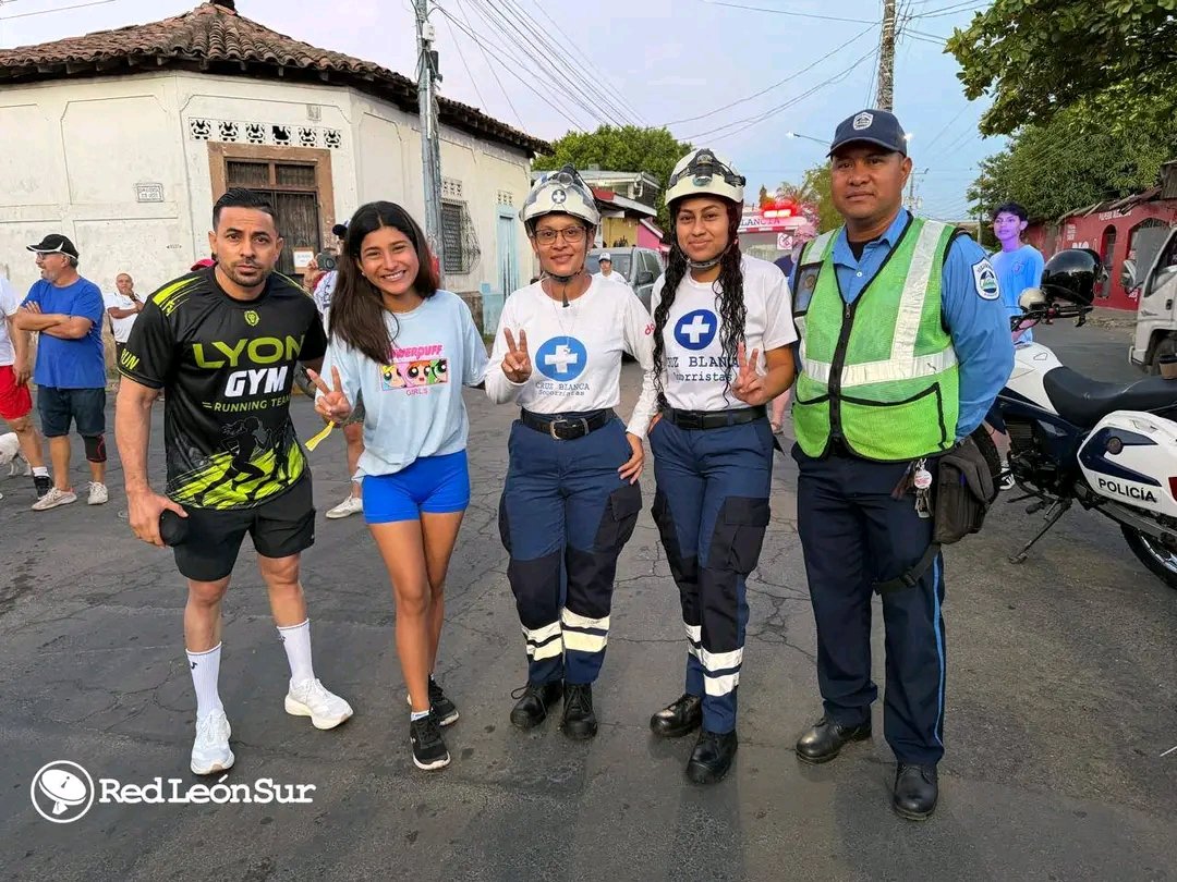 NormaYanina2's tweet photo. En Leon, Jóvenes del @nacionalmdaa  #GYMLyon #DrCoffee  Realizaron, maratón de 5 kms  #AfterRun
Una carrera Deportiva que reunió a jóvenes y participantes amantes de la actividad física, promoviendo el ejercicio, la sana recreación y los estilos de vida saludables.

#Nicaragua https://t.co/Ma1O7fMzqQ