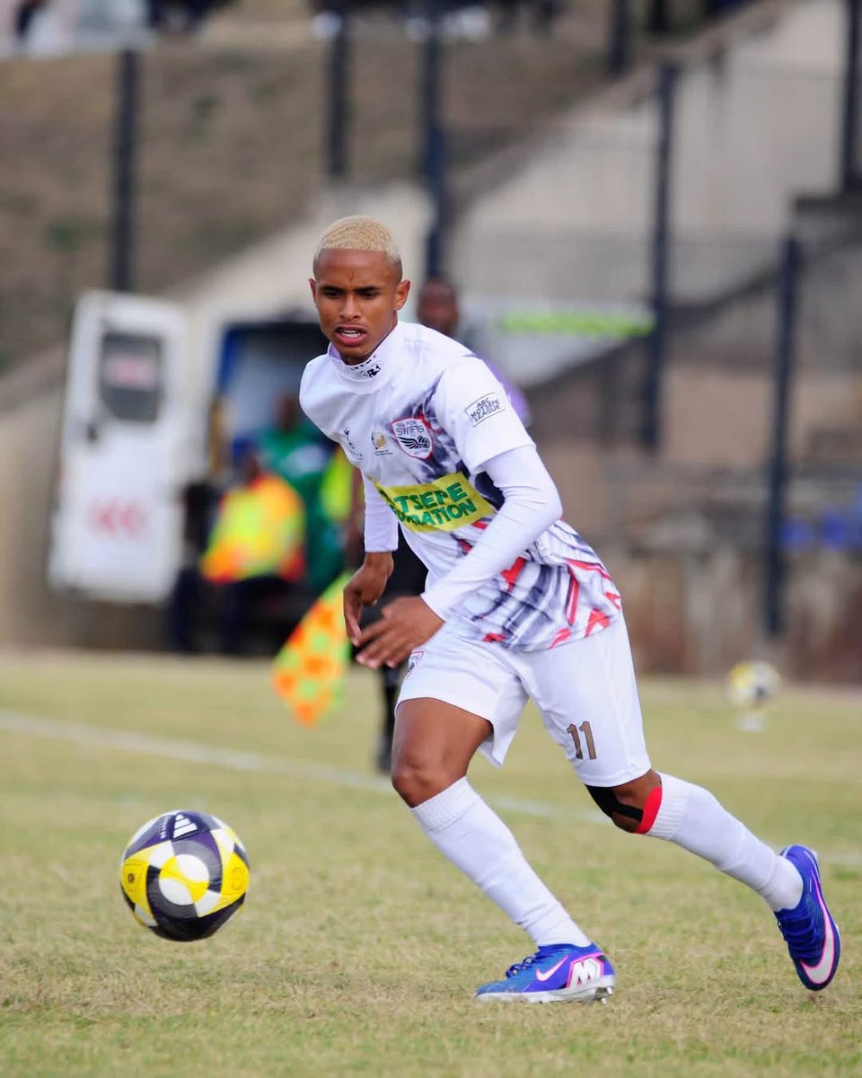 KaapsProud's tweet photo. Orlando Pirates have added another exciting young talent to their ranks! 19-year-old Edmilson Chaney has joined the Buccaneers from HopeFC. A fresh face, plenty of potential, and the chance to shine alongside reigning champions. #OrlandoPirates #hopefc #SouthAfricanFootball https://t.co/FNn3QKAIsQ